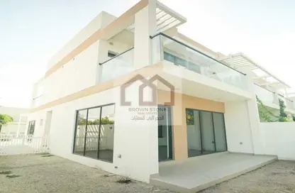 Villa - 4 Bedrooms - 3 Bathrooms for rent in Rockwood - Damac Hills - Dubai Villa - 4 Bedrooms - 3 Bathrooms for rent in Rockwood - Damac Hills - Dubai