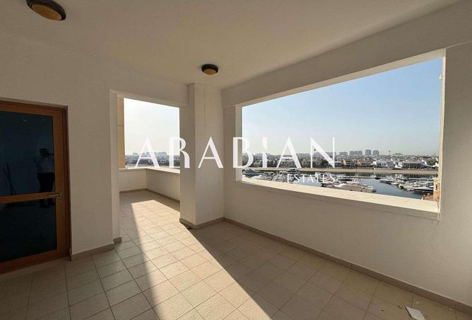 121998587 - Property Main Image