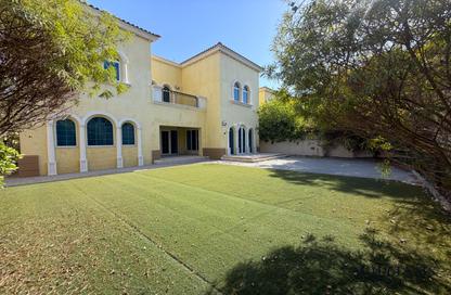 Villa - 3 - 4 for rent in District 8 - Jumeirah Park - Dubai