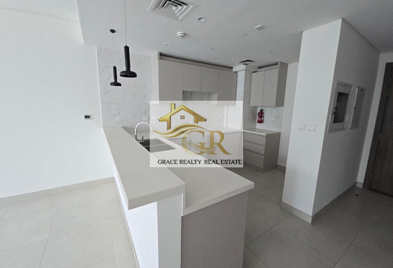Premium 1BR | High Floor | Sea & Skyline views photo 12