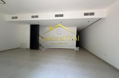 Townhouse - 4 - 5 for rent in Kaya - Masaar - Tilal City - Sharjah