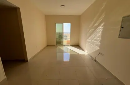 شقة - 2 غرف نوم - 2 حمامات للايجار في فلل الروضة 2 - 2  الروضة - الروضة - عجمان