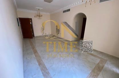 Apartment - 2 Bedrooms - 2 Bathrooms for rent in Al Jurf 2 - Al Jurf - Ajman Downtown - Ajman