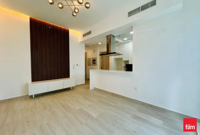 127010946 - Property Image 2