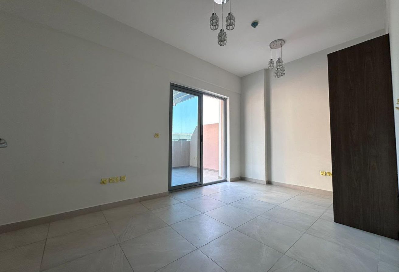 SPACIOUS 1BR | HUGE LAYOUT | PRIME LOCATION | JVC gallery image