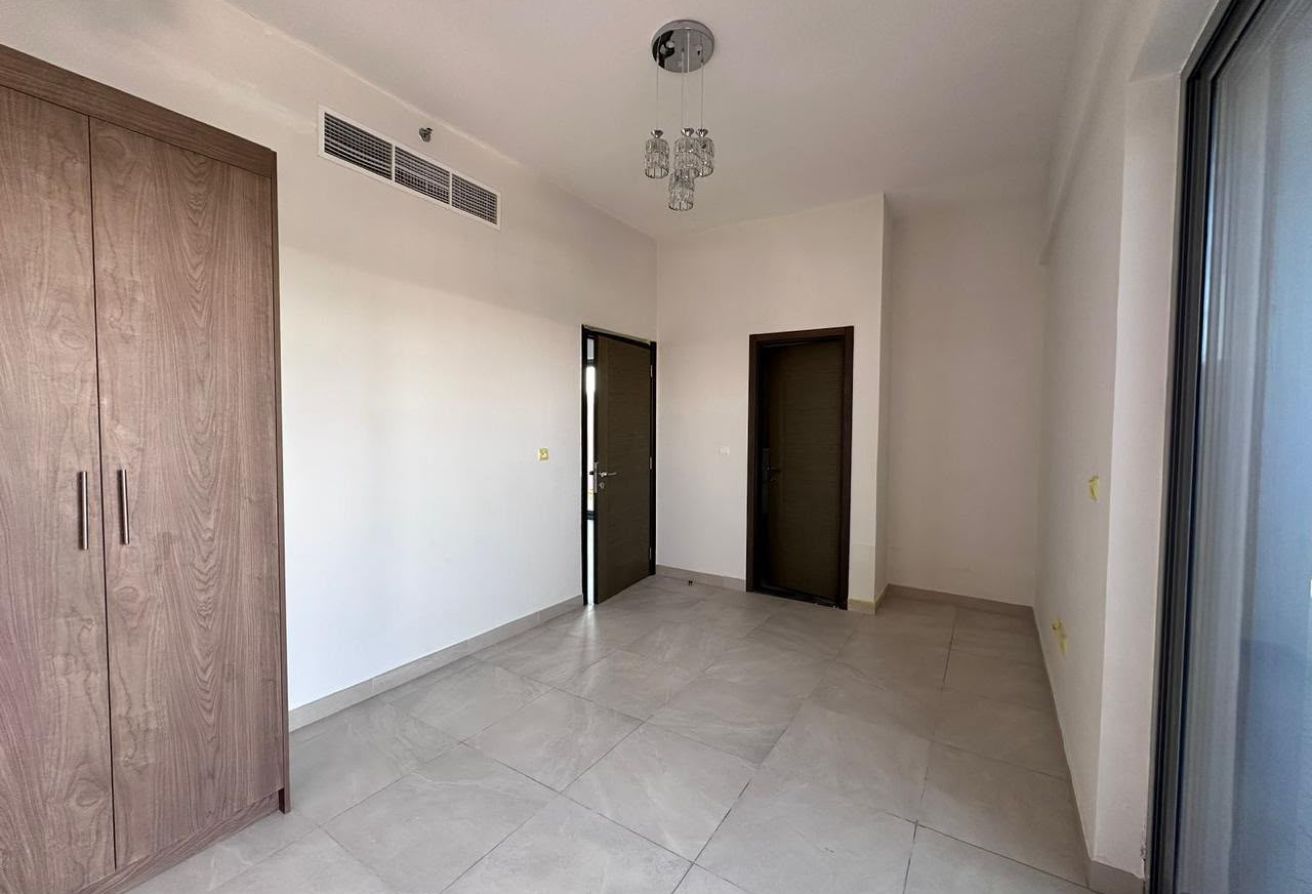 SPACIOUS 1BR | HUGE LAYOUT | PRIME LOCATION | JVC gallery image