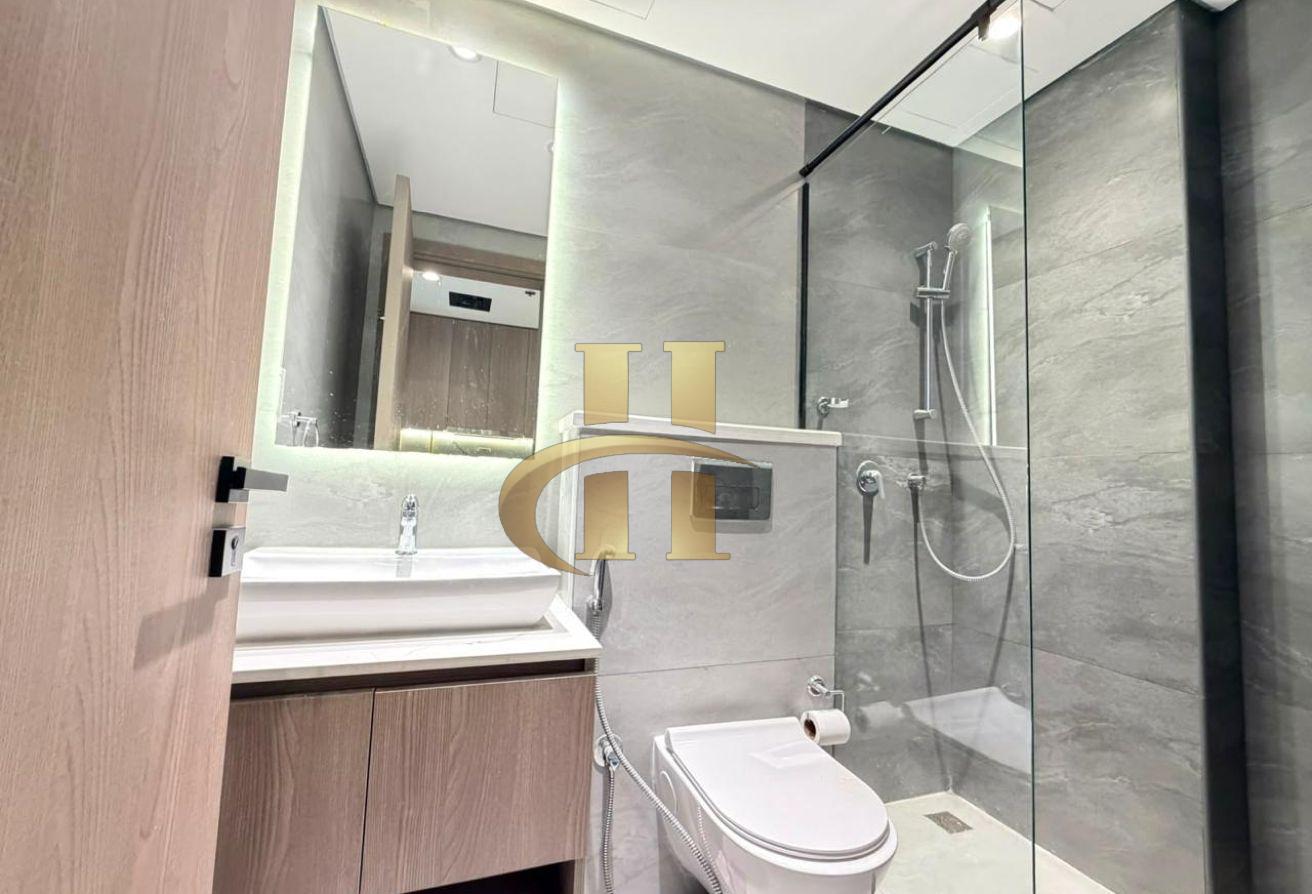 Studio | Fully furnished | On High floor | Elegant photo 7