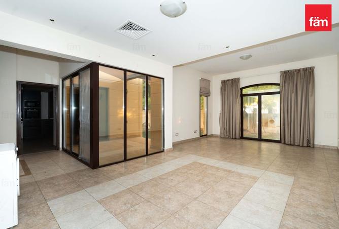 16018000 - صورة العقار 3