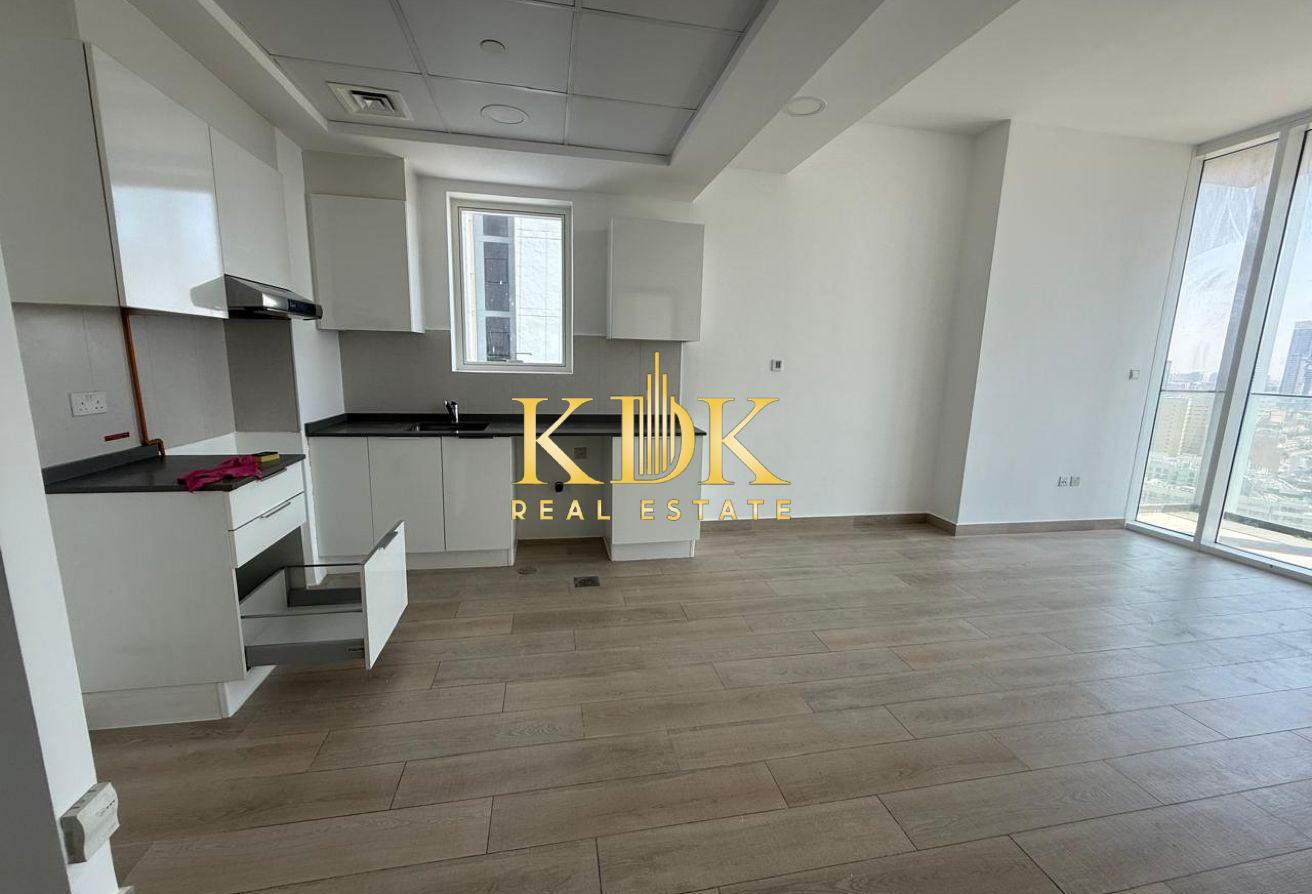 High Floor | Community View | Ready to Move photo 3