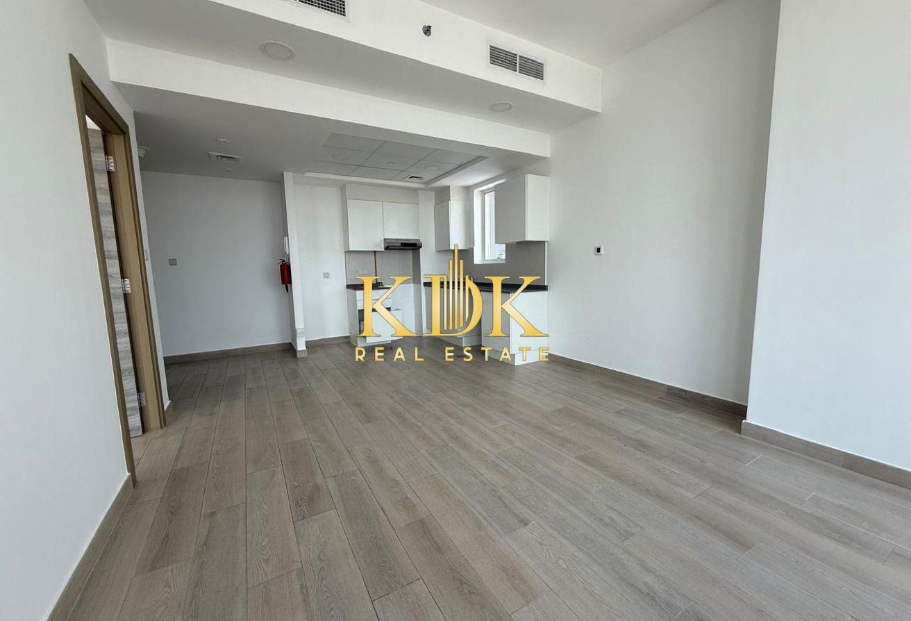 High Floor | Community View | Ready to Move photo 4