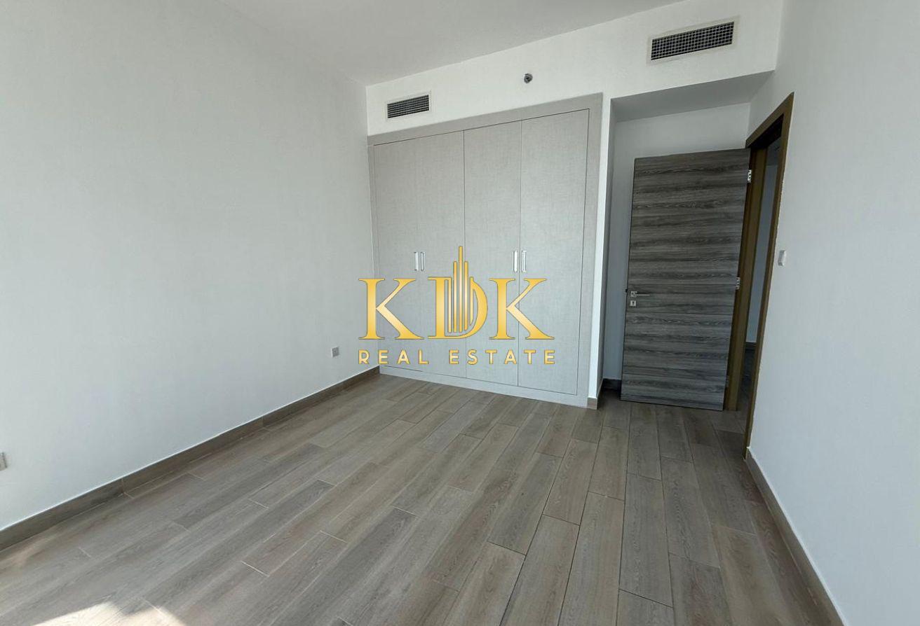 High Floor | Community View | Ready to Move photo 5