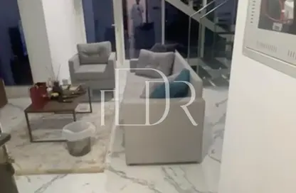 دوبلكس - 2 غرف نوم - 3 حمامات للبيع في الواحة 2 - مساكن الواحه - مدينة مصدر - أبوظبي