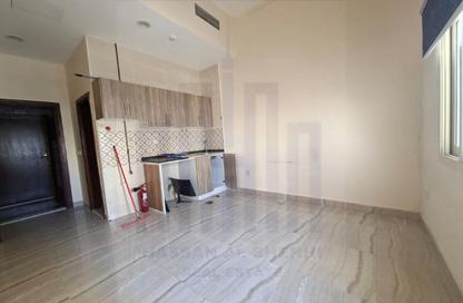 Apartment - Studio - 1 for rent in Fire Station Road - Muwaileh - Sharjah