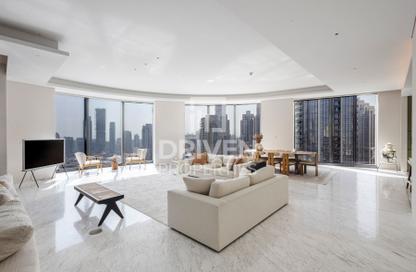 Apartment - 4 Bedrooms - 5 Bathrooms for rent in IL Primo - Opera District - Downtown Dubai - Dubai