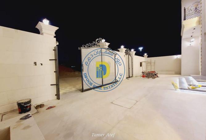 72304658 - Property Image 3