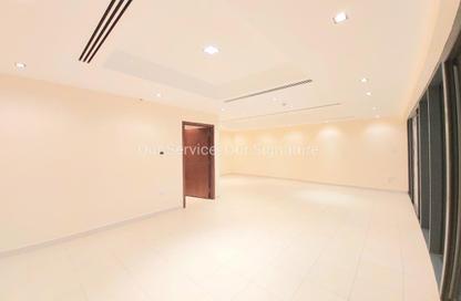 Apartment - 3 Bedrooms - 4 Bathrooms for rent in Al Mamzar Tower - Al Mamzar - Sharjah - Sharjah