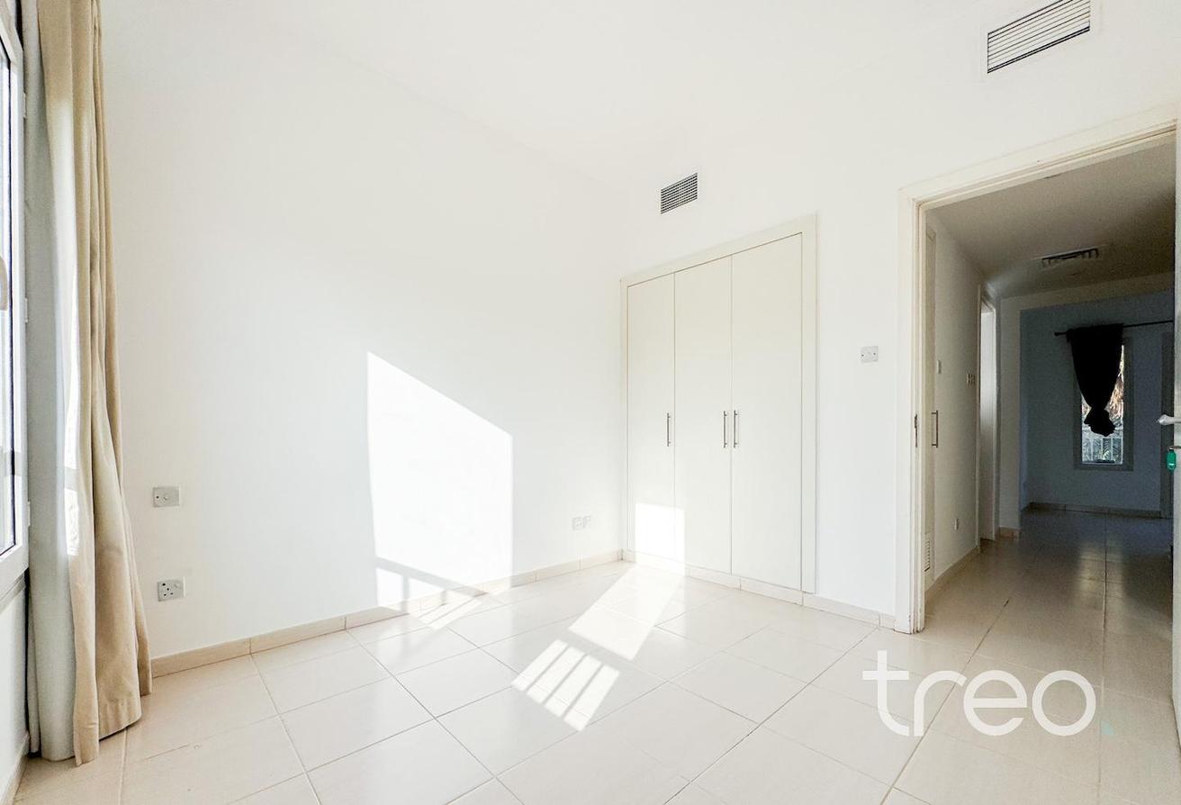 2M | Well Maintained | Landscaped Garden photo 11