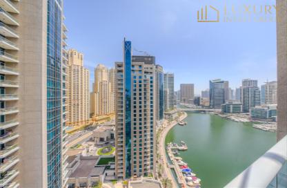 Apartment - 1 Bedroom - 2 Bathrooms for rent in Delphine Tower - Marina Promenade - Dubai Marina - Dubai