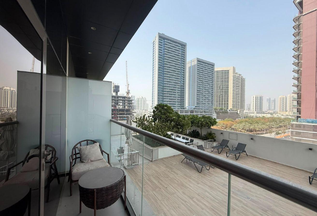 Fully Furnsihed | Spacious | Poolside photo 11
