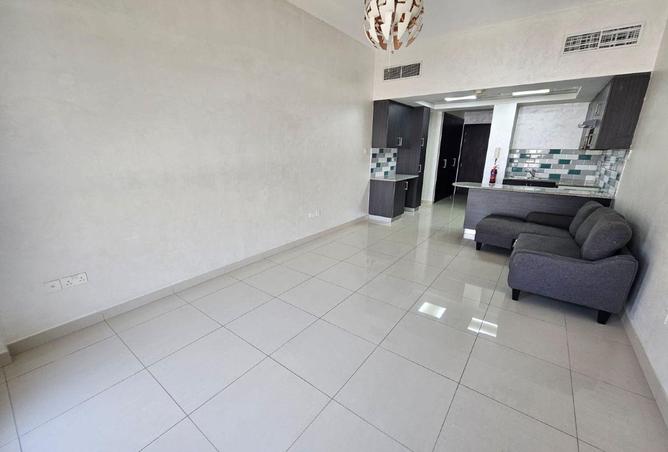 79863647 - Property Image 3