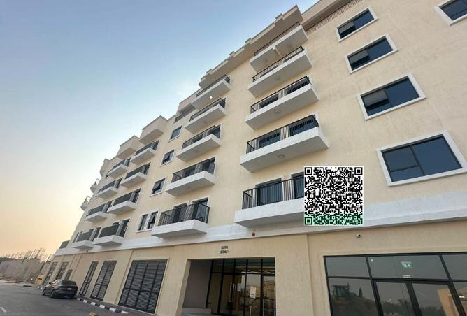 143751008 - Property Image 2