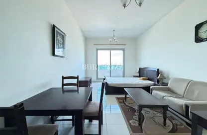 شقة - 1 حمام للايجار في مساكن النخبة رقم 3 - مساكن النخبة الرياضية - مدينة دبي الرياضية - دبي