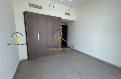 شقة - 2 غرف نوم - 3 حمامات للايجار في عزيزي ستار - الفرجان - دبي