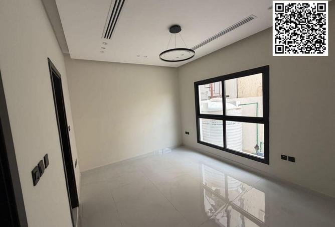85304405 - Property Image 3