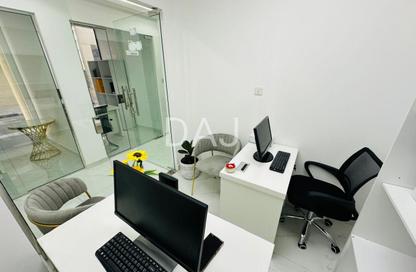 Office Space - Studio - 1 Bathroom for rent in Reem Residency - Al Karama - Dubai