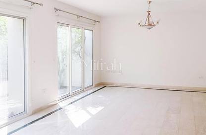 Villa - 4 - 5 for rent in Umm Suqeim 3 Villas - Umm Suqeim 3 - Umm Suqeim - Dubai Villa - 4 - 5 for rent in Umm Suqeim 3 Villas - Umm Suqeim 3 - Umm Suqeim - Dubai