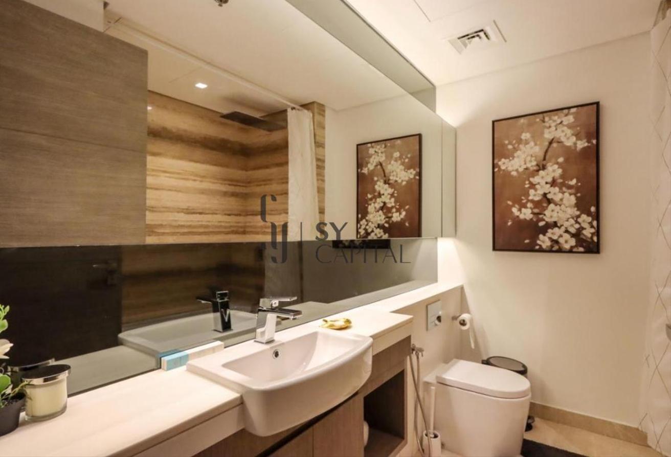 Furnished Studio I Prime Location I Community View photo 16