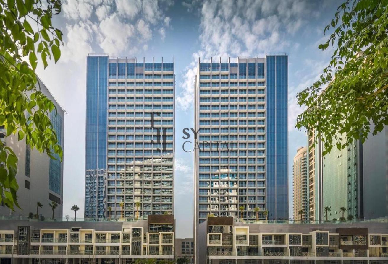 Furnished Studio I Prime Location I Community View photo 9