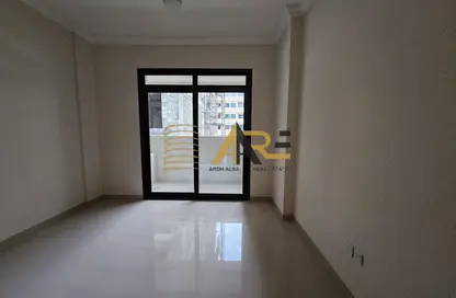 شقة - غرفة نوم - 2 حمامات للايجار في سراب 2 - الجادة - الشارقة