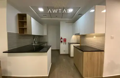 شقة - 2 غرف نوم - 3 حمامات للايجار في اكا ريزيدنس - منطقة 11 - قرية جميرا الدائرية - دبي