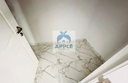 Apartment - 3 Bedrooms - 3 Bathrooms for rent in Muwaileh 3 Building - Muwaileh - Sharjah