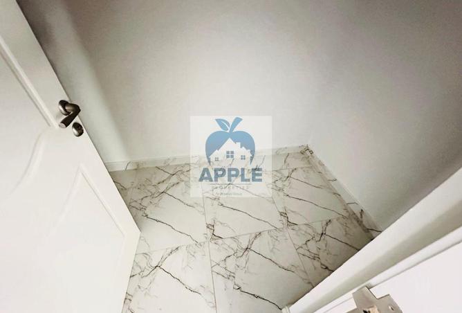 75401886 - Property Image 3