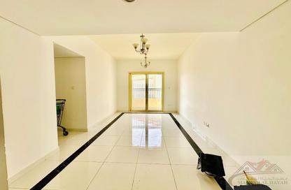 Apartment - 2 Bedrooms - 2 Bathrooms for rent in Muwaileh 29 Building - Muwaileh - Sharjah