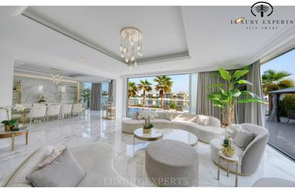Villa - 5 - 5 for sale in Garden Homes Frond D - Garden Homes - Palm Jumeirah - Dubai Villa - 5 - 5 for sale in Garden Homes Frond D - Garden Homes - Palm Jumeirah - Dubai