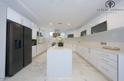 Villa - 5 - 5 for sale in Garden Homes Frond D - Garden Homes - Palm Jumeirah - Dubai Villa - 5 - 5 for sale in Garden Homes Frond D - Garden Homes - Palm Jumeirah - Dubai