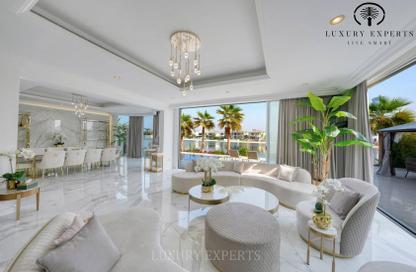 Villa - 5 - 5 for sale in Garden Homes Frond D - Garden Homes - Palm Jumeirah - Dubai