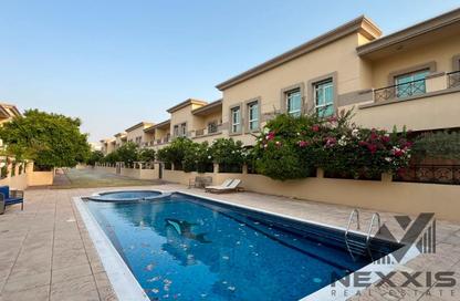 Villa - 4 Bedrooms - 5 Bathrooms for rent in Umm Suqeim 2 Villas - Umm Suqeim 2 - Umm Suqeim - Dubai