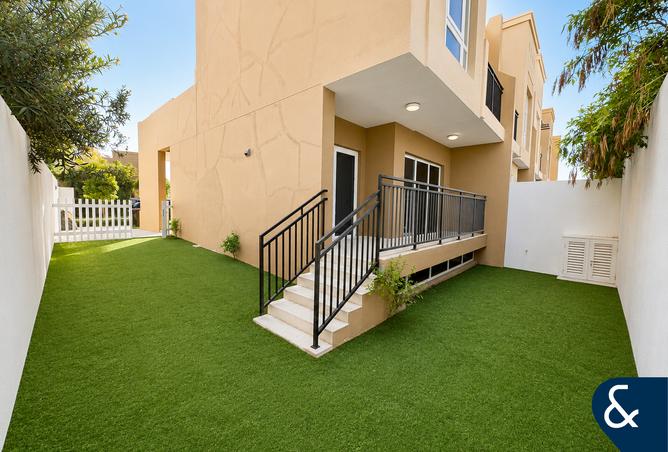 Single Row Unit | Basement I Flexible Cheques