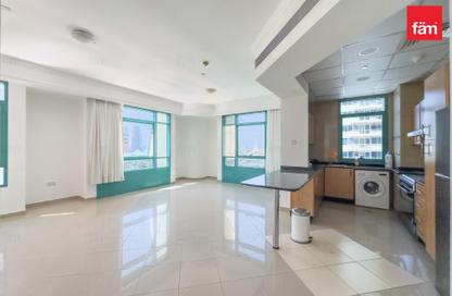 Apartment - 2 Bedrooms - 2 Bathrooms for rent in Marina Crown - Dubai Marina - Dubai
