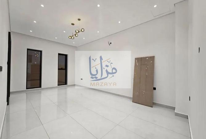 126584179 - Property Image 3