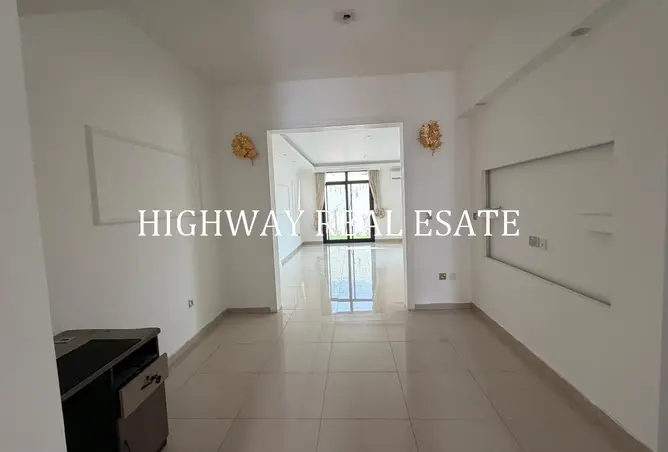 165055163 - Property Image 3