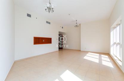 Apartment - 2 Bedrooms - 3 Bathrooms for sale in Dubai Jewel Tower - Dubai Media City - Dubai