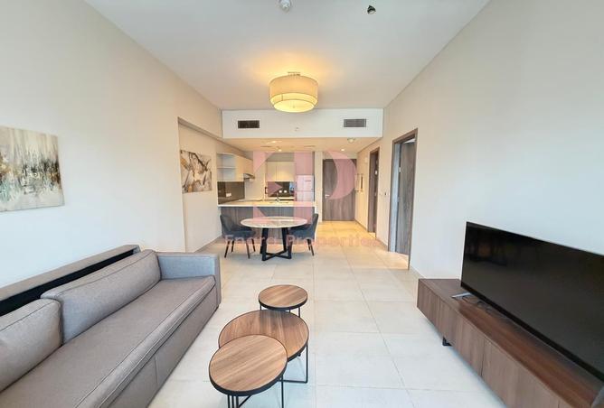 98702377 - Property Image 3