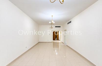 Apartment - 1 - 2 for rent in Emerald Mankhool 1 - Al Mankhool - Bur Dubai - Dubai