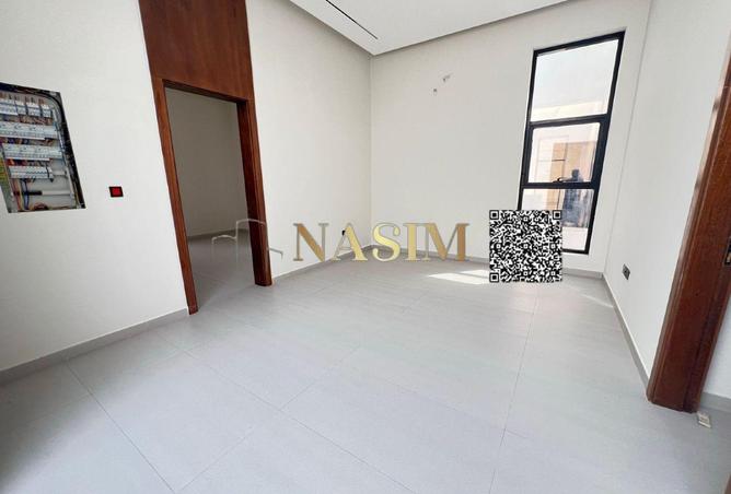 72722258 - Property Image 2