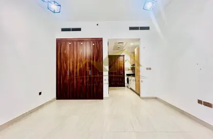 Apartment - 1 Bedroom - 1 Bathroom for rent in Jumeirah Garden City - Al Satwa - Dubai